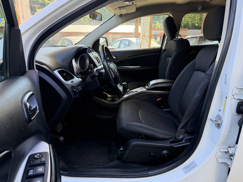 2015 Dodge Journey SXT - Photo 21 - Pittsburgh, PA 15226