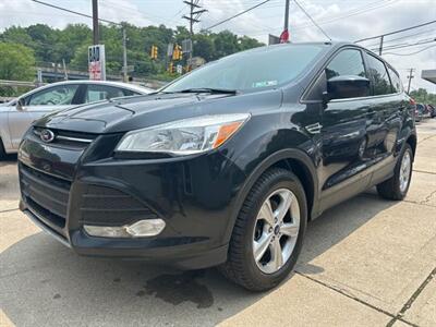 2015 Ford Escape SE   - Photo 1 - Pittsburgh, PA 15226