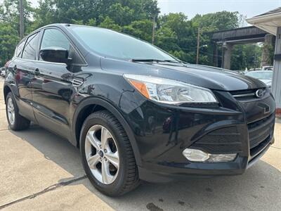 2015 Ford Escape SE   - Photo 5 - Pittsburgh, PA 15226