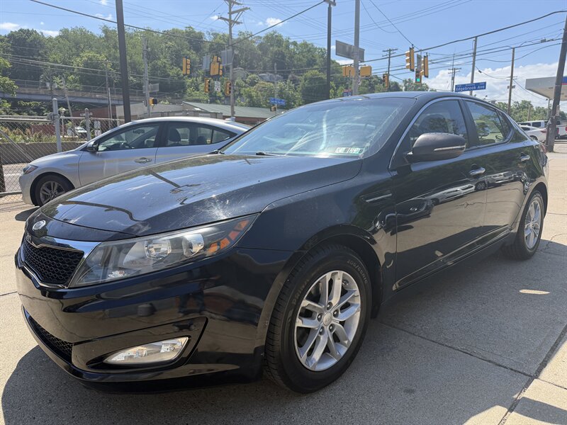 2012 Kia Optima LX AT's photo