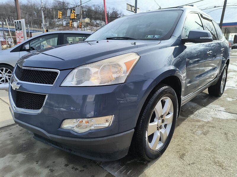 2012 Chevrolet Traverse 1LT's photo