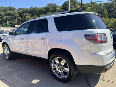 2017 GMC Acadia Limited   - Photo 2 - Pittsburgh, PA 15226