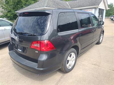 2011 Volkswagen Routan SE   - Photo 4 - Pittsburgh, PA 15226