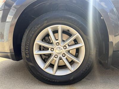 2015 Dodge Journey SXT   - Photo 9 - Pittsburgh, PA 15226