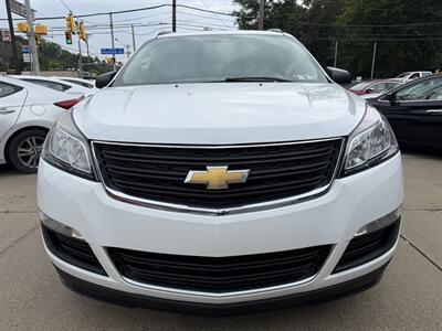 2017 Chevrolet Traverse LS - Photo 6 - Pittsburgh, PA 15226