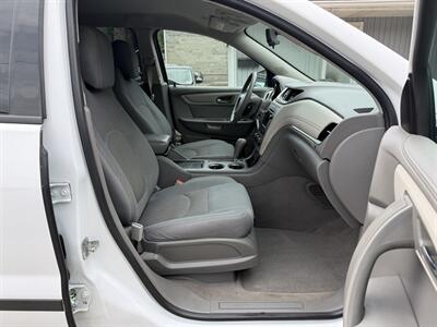 2017 Chevrolet Traverse LS - Photo 18 - Pittsburgh, PA 15226