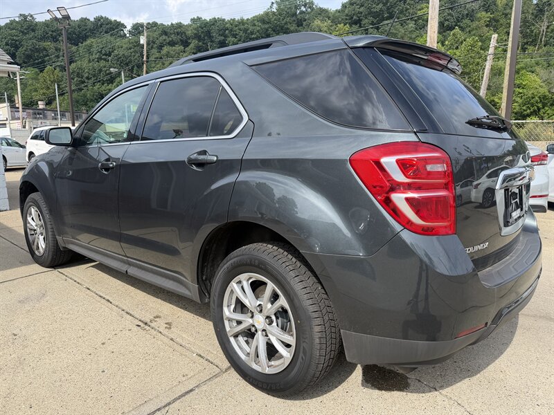 2017 Chevrolet Equinox LT - Photo 2 - Pittsburgh, PA 15226
