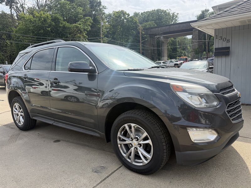 2017 Chevrolet Equinox LT - Photo 5 - Pittsburgh, PA 15226