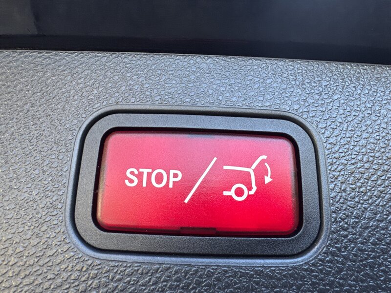 2011 Mercedes-Benz GLK GLK 350 4MATIC   - Photo 16 - Pittsburgh, PA 15226