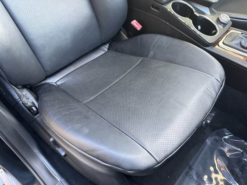 2011 Mercedes-Benz GLK GLK 350 4MATIC   - Photo 11 - Pittsburgh, PA 15226