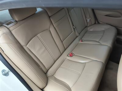 2011 Buick LaCrosse CXL   - Photo 11 - Pittsburgh, PA 15226