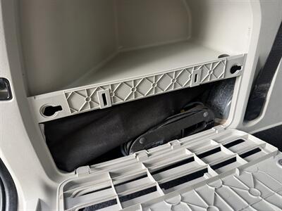 2015 Chrysler Town & Country Touring-L - Photo 40 - Pittsburgh, PA 15226