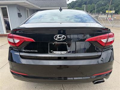 2017 Hyundai Sonata SE   - Photo 3 - Pittsburgh, PA 15226