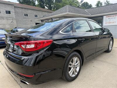 2017 Hyundai Sonata SE   - Photo 4 - Pittsburgh, PA 15226