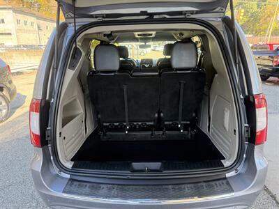 2013 Chrysler Town & Country Touring-L - Photo 35 - Pittsburgh, PA 15226