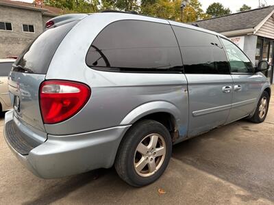 2006 Dodge Grand Caravan SXT   - Photo 4 - Pittsburgh, PA 15226