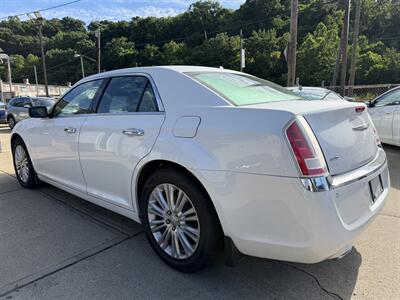 2012 Chrysler 300C   - Photo 4 - Pittsburgh, PA 15226