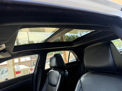 2012 Chrysler 300C   - Photo 43 - Pittsburgh, PA 15226