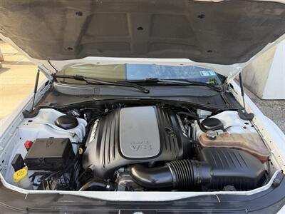2012 Chrysler 300C   - Photo 18 - Pittsburgh, PA 15226