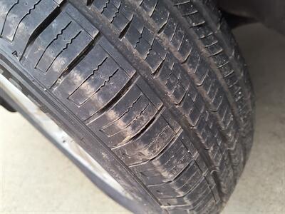 2012 Hyundai SANTA FE GLS   - Photo 18 - Pittsburgh, PA 15226