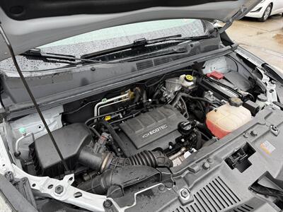 2017 Chevrolet Trax LS   - Photo 10 - Pittsburgh, PA 15226