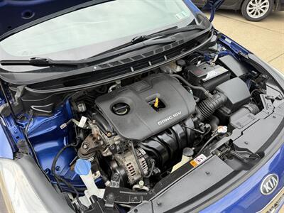 2017 Kia Forte LX   - Photo 12 - Pittsburgh, PA 15226