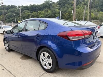 2017 Kia Forte LX   - Photo 2 - Pittsburgh, PA 15226