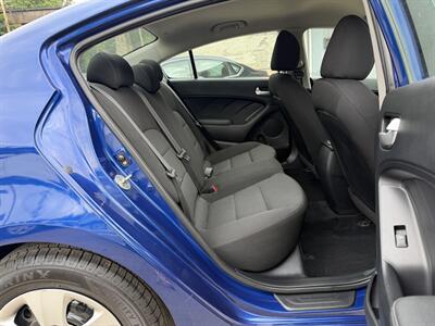 2017 Kia Forte LX   - Photo 25 - Pittsburgh, PA 15226