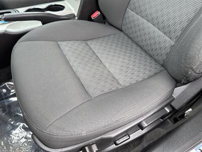 2010 Ford Fusion SE   - Photo 9 - Pittsburgh, PA 15226