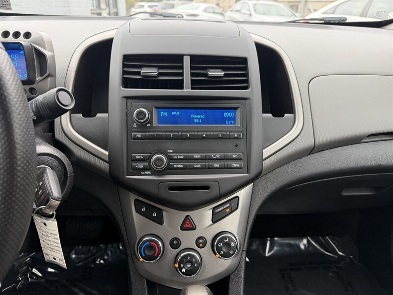 2014 Chevrolet Sonic LS Auto - Photo 21 - Pittsburgh, PA 15226