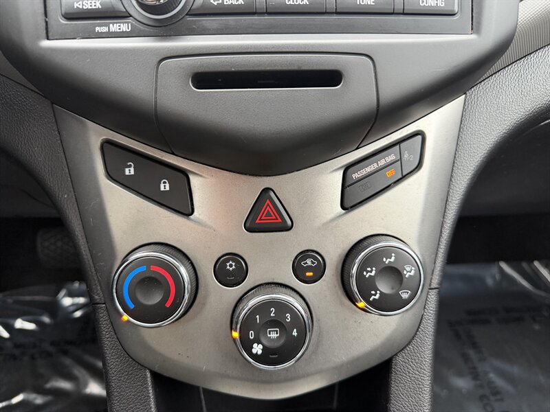 2014 Chevrolet Sonic LS Auto - Photo 23 - Pittsburgh, PA 15226