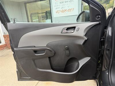 2014 Chevrolet Sonic LS Auto - Photo 15 - Pittsburgh, PA 15226