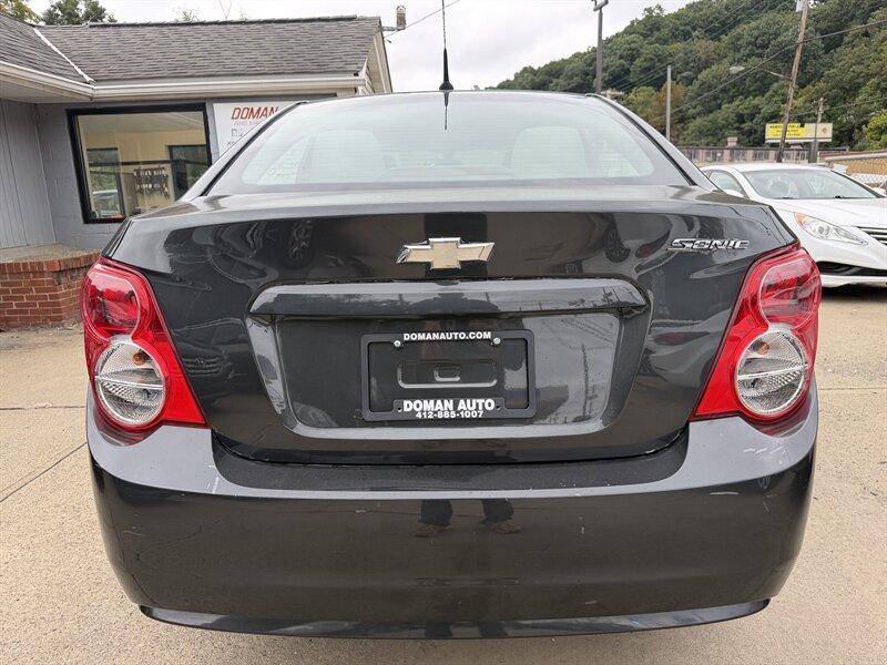 2014 Chevrolet Sonic LS Auto - Photo 3 - Pittsburgh, PA 15226