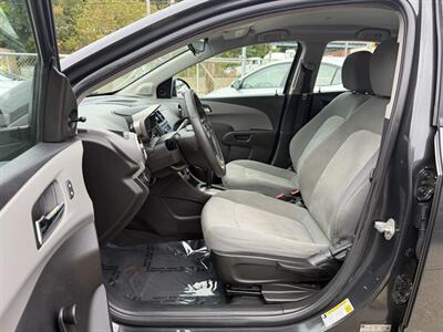 2014 Chevrolet Sonic LS Auto - Photo 17 - Pittsburgh, PA 15226