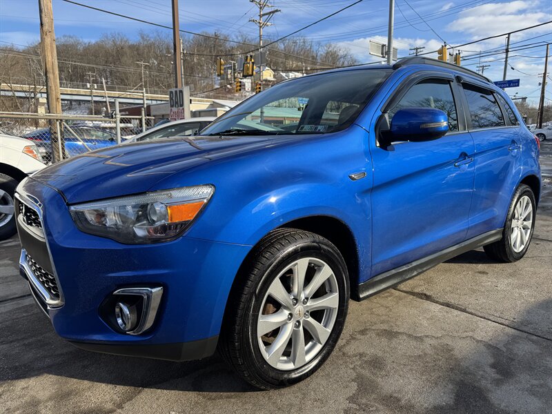 2015 Mitsubishi Outlander Sport 2.4 GT   - Photo 1 - Pittsburgh, PA 15226
