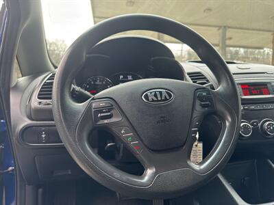 2017 Kia Forte LX   - Photo 21 - Pittsburgh, PA 15226