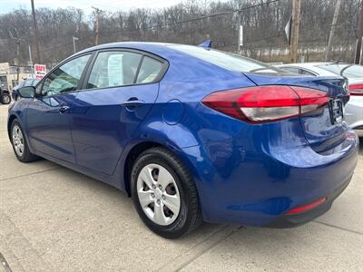 2017 Kia Forte LX   - Photo 2 - Pittsburgh, PA 15226