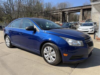 2012 Chevrolet Cruze LS   - Photo 5 - Pittsburgh, PA 15226