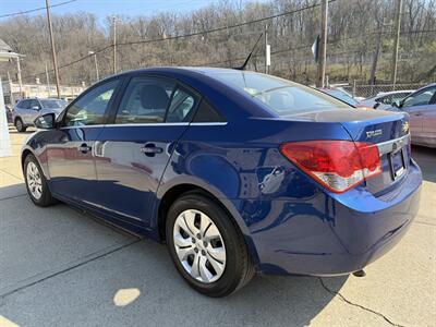 2012 Chevrolet Cruze LS   - Photo 2 - Pittsburgh, PA 15226