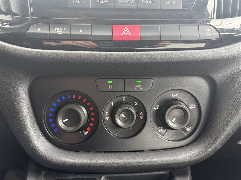 2017 RAM ProMaster City - Photo 24 - Pittsburgh, PA 15226