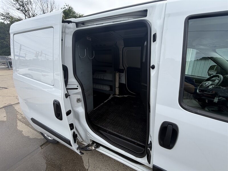 2017 RAM ProMaster City - Photo 28 - Pittsburgh, PA 15226