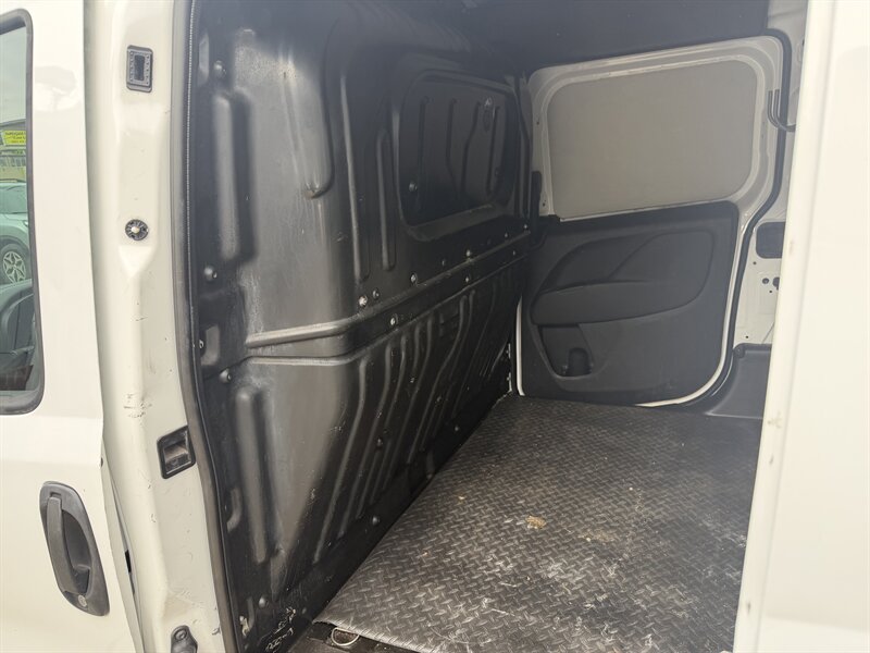 2017 RAM ProMaster City - Photo 35 - Pittsburgh, PA 15226