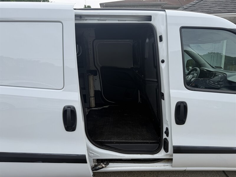 2017 RAM ProMaster City - Photo 29 - Pittsburgh, PA 15226