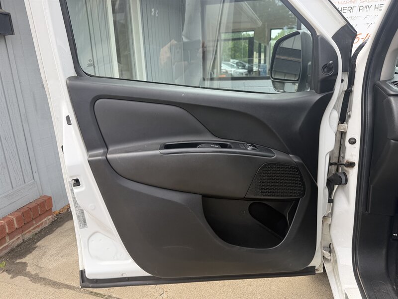 2017 RAM ProMaster City - Photo 15 - Pittsburgh, PA 15226
