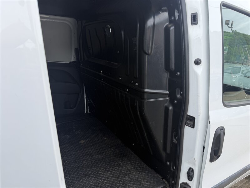 2017 RAM ProMaster City - Photo 33 - Pittsburgh, PA 15226
