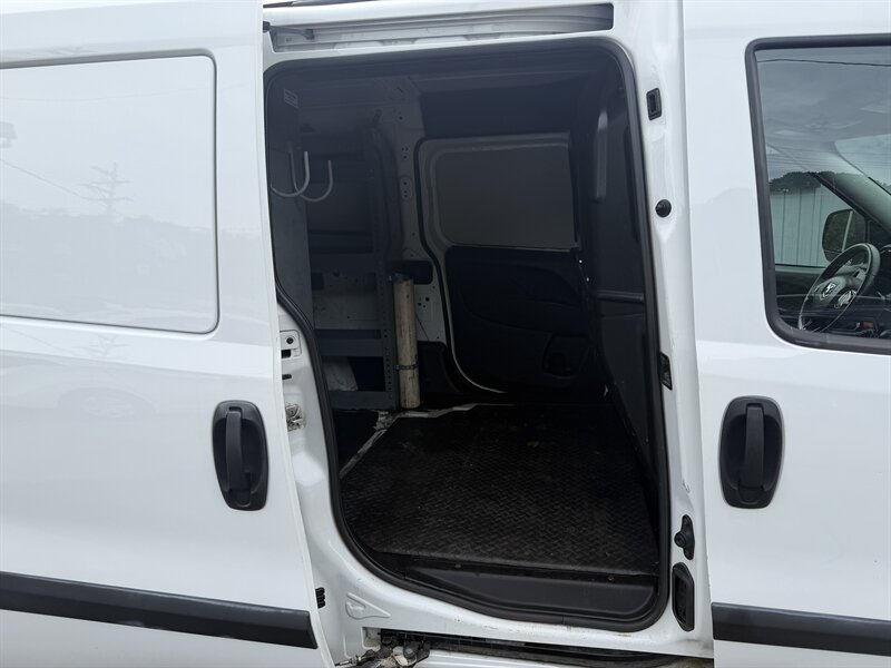 2017 RAM ProMaster City - Photo 27 - Pittsburgh, PA 15226