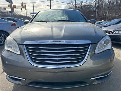 2012 Chrysler 200 Touring   - Photo 6 - Pittsburgh, PA 15226