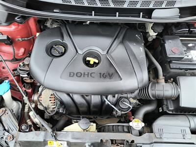 2012 Hyundai ELANTRA Limited   - Photo 15 - Pittsburgh, PA 15226