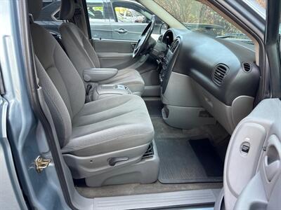 2006 Dodge Grand Caravan SXT   - Photo 9 - Pittsburgh, PA 15226