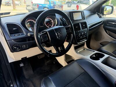 2019 Dodge Grand Caravan SXT   - Photo 18 - Pittsburgh, PA 15226